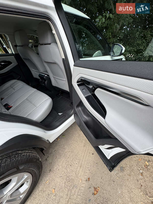 Внедорожник / Кроссовер Land Rover Range Rover Evoque 2020 в Умани фото 58 Внедорожник / Кроссовер Land Rover Range Rover Evoque 2020 в Умани