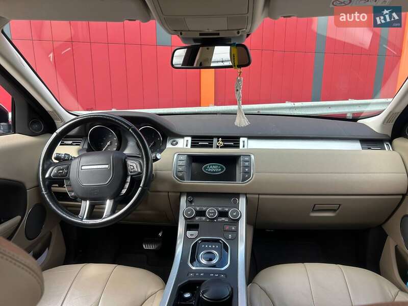 Внедорожник / Кроссовер Land Rover Range Rover Evoque 2016 в Киеве