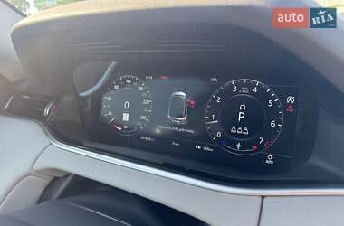Позашляховик / Кросовер Land Rover Range Rover Evoque 2019 в 