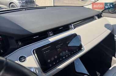 Позашляховик / Кросовер Land Rover Range Rover Evoque 2019 в 
