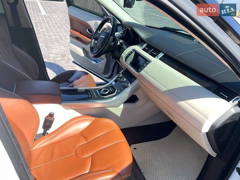 Внедорожник / Кроссовер Land Rover Range Rover Evoque 2012 в Кривом Роге фото 17 Внедорожник / Кроссовер Land Rover Range Rover Evoque 2012 в Кривом Роге