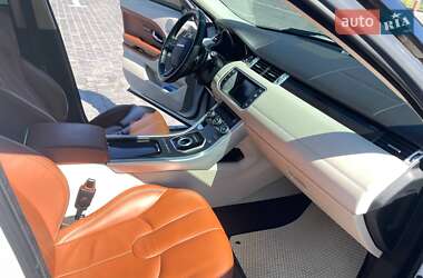 Внедорожник / Кроссовер Land Rover Range Rover Evoque 2012 в 