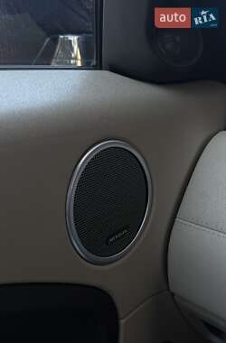 Внедорожник / Кроссовер Land Rover Range Rover Evoque 2015 в 
