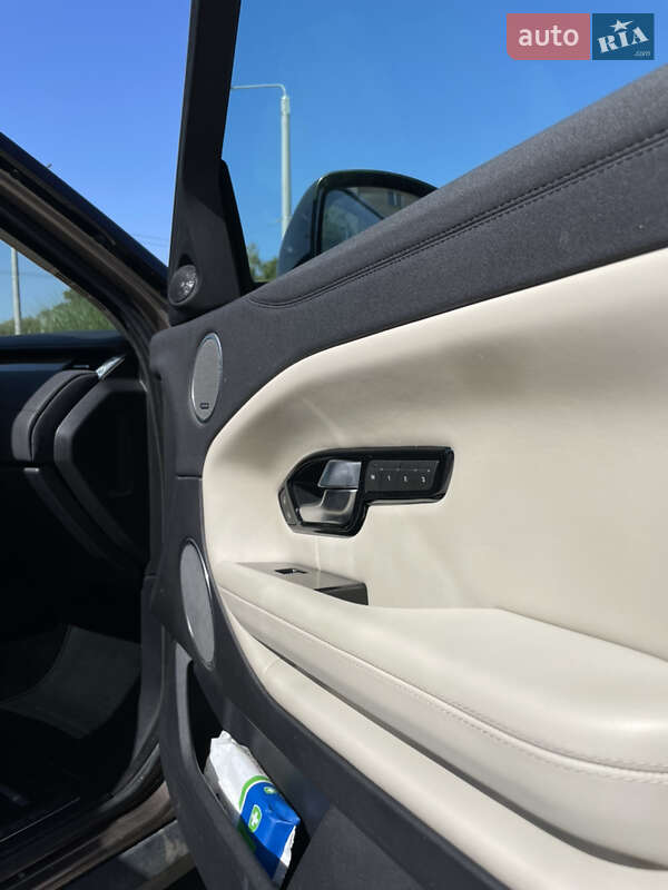 Внедорожник / Кроссовер Land Rover Range Rover Evoque 2017 в Ивано-Франковске