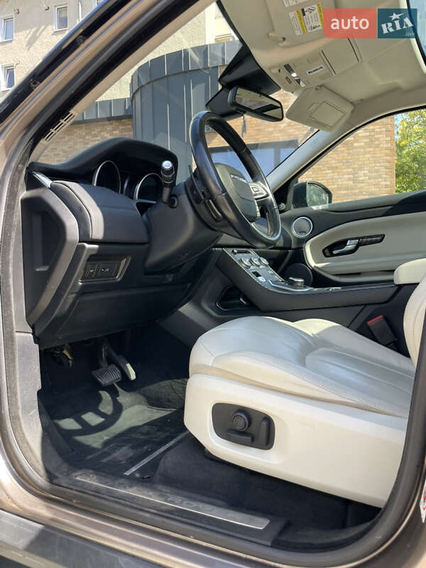 Внедорожник / Кроссовер Land Rover Range Rover Evoque 2017 в Ивано-Франковске