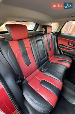 Внедорожник / Кроссовер Land Rover Range Rover Evoque 2013 в 