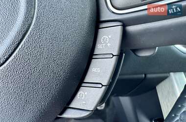Внедорожник / Кроссовер Land Rover Range Rover Evoque 2017 в 