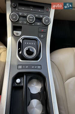 Внедорожник / Кроссовер Land Rover Range Rover Evoque 2014 в 