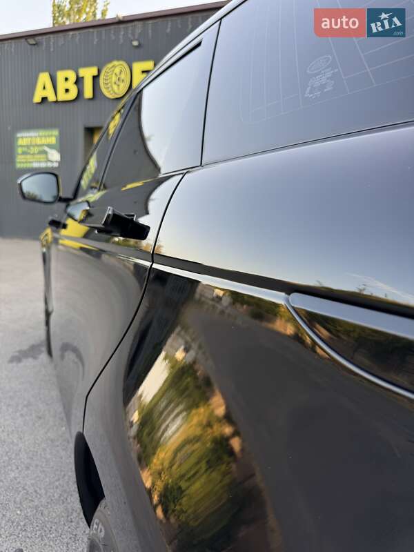 Внедорожник / Кроссовер Land Rover Range Rover Evoque 2019 в Кривом Роге