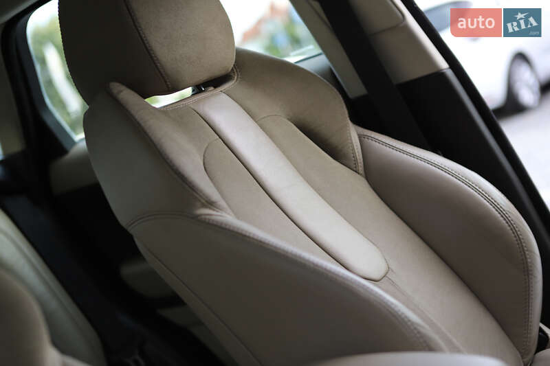 Позашляховик / Кросовер Land Rover Range Rover Evoque 2014 в Дрогобичі