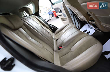 Внедорожник / Кроссовер Land Rover Range Rover Evoque 2014 в 