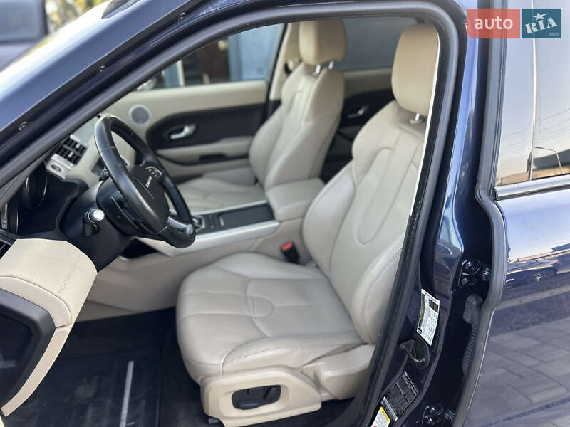 Внедорожник / Кроссовер Land Rover Range Rover Evoque 2015 в Ровно