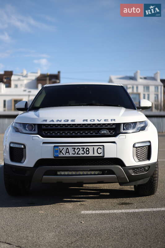 Внедорожник / Кроссовер Land Rover Range Rover Evoque 2017 в 