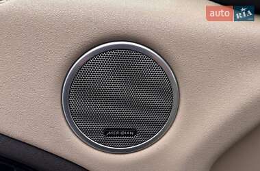 Внедорожник / Кроссовер Land Rover Range Rover Evoque 2016 в 