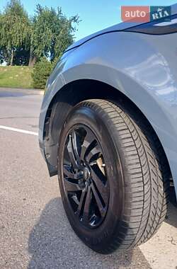 Внедорожник / Кроссовер Land Rover Range Rover Evoque 2020 в 
