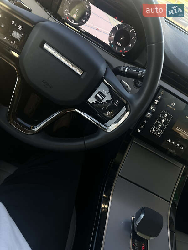 Внедорожник / Кроссовер Land Rover Range Rover Evoque 2023 в Киеве