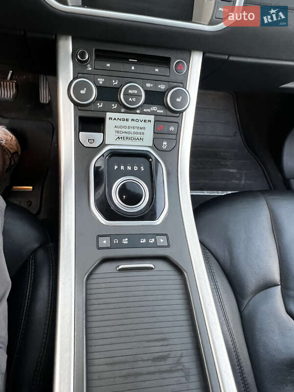 Внедорожник / Кроссовер Land Rover Range Rover Evoque 2015 в Христиновке фото 14 Внедорожник / Кроссовер Land Rover Range Rover Evoque 2015 в Христиновке