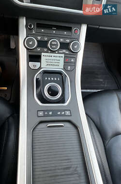 Позашляховик / Кросовер Land Rover Range Rover Evoque 2015 в 