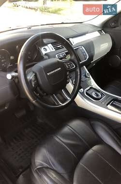 Внедорожник / Кроссовер Land Rover Range Rover Evoque 2016 в 
