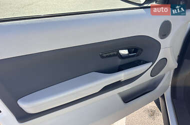 Позашляховик / Кросовер Land Rover Range Rover Evoque 2011 в 