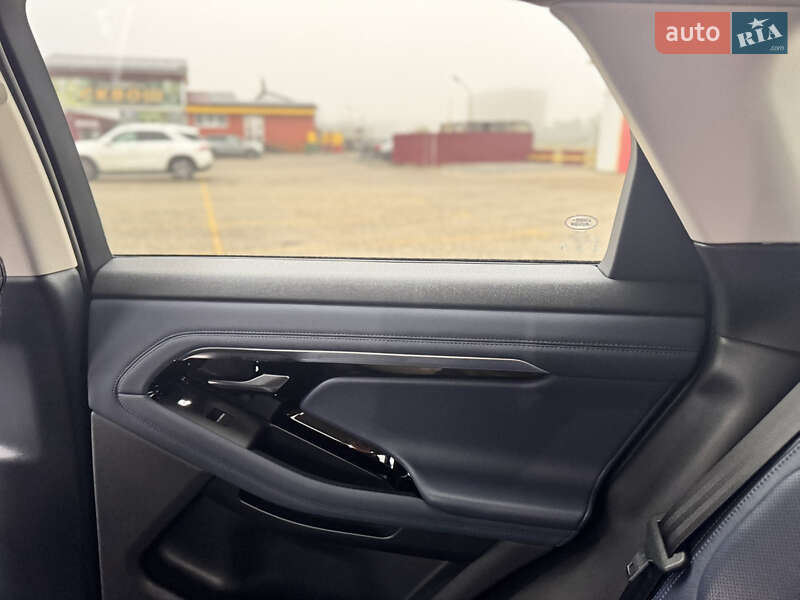Внедорожник / Кроссовер Land Rover Range Rover Evoque 2019 в Львове