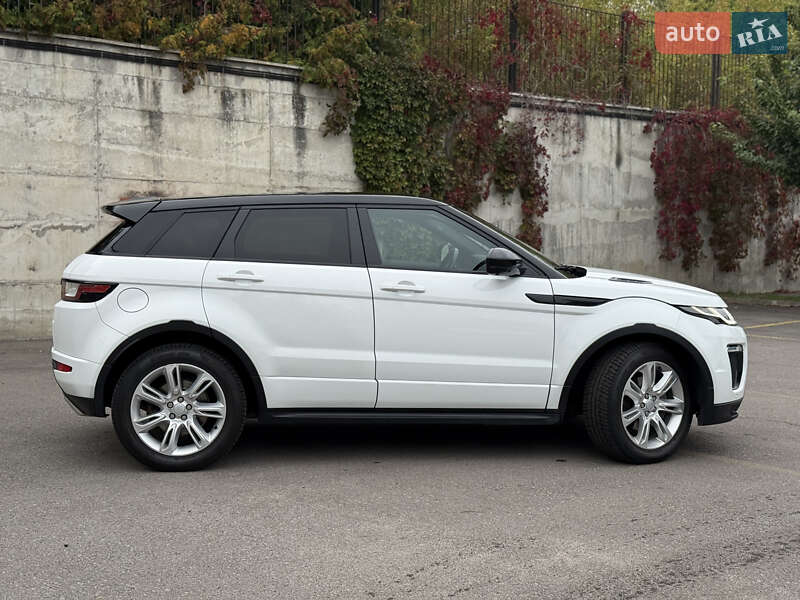 Внедорожник / Кроссовер Land Rover Range Rover Evoque 2015 в Ровно