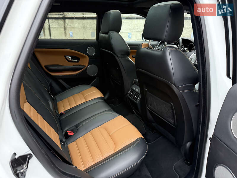 Внедорожник / Кроссовер Land Rover Range Rover Evoque 2015 в Ровно