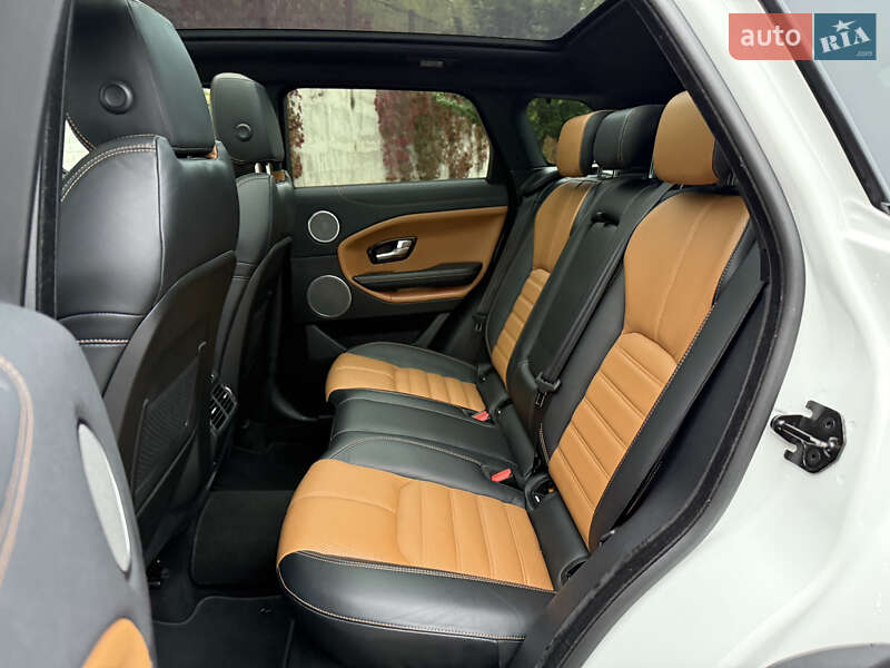 Внедорожник / Кроссовер Land Rover Range Rover Evoque 2015 в Ровно