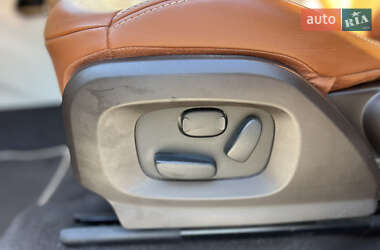 Внедорожник / Кроссовер Land Rover Range Rover Evoque 2012 в 