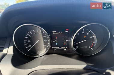 Внедорожник / Кроссовер Land Rover Range Rover Evoque 2014 в 
