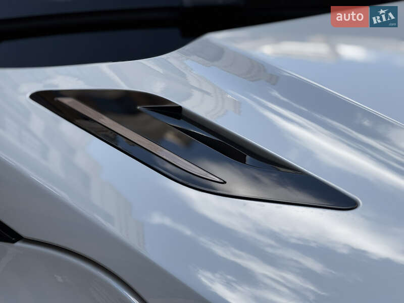 Позашляховик / Кросовер Land Rover Range Rover Evoque 2019 в Києві