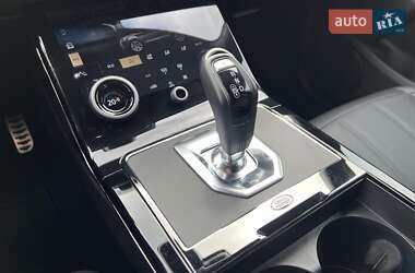 Внедорожник / Кроссовер Land Rover Range Rover Evoque 2023 в 