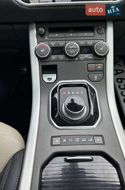 Внедорожник / Кроссовер Land Rover Range Rover Evoque 2014 в 