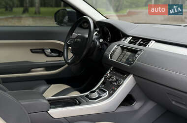 Внедорожник / Кроссовер Land Rover Range Rover Evoque 2014 в 