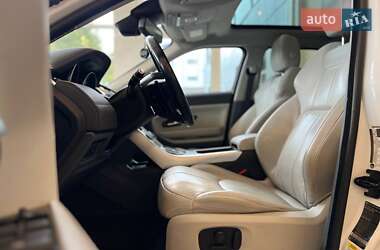 Внедорожник / Кроссовер Land Rover Range Rover Evoque 2017 в 