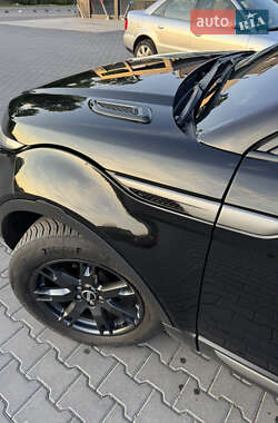 Внедорожник / Кроссовер Land Rover Range Rover Evoque 2012 в 