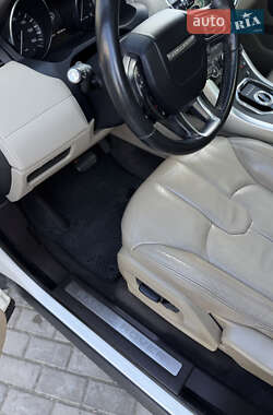 Внедорожник / Кроссовер Land Rover Range Rover Evoque 2014 в 