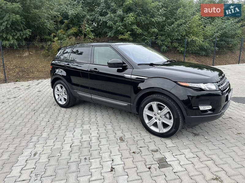 Позашляховик / Кросовер Land Rover Range Rover Evoque 2015 в Чернівцях