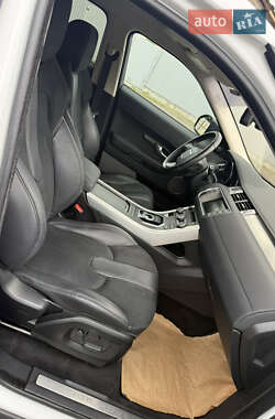 Внедорожник / Кроссовер Land Rover Range Rover Evoque 2015 в 