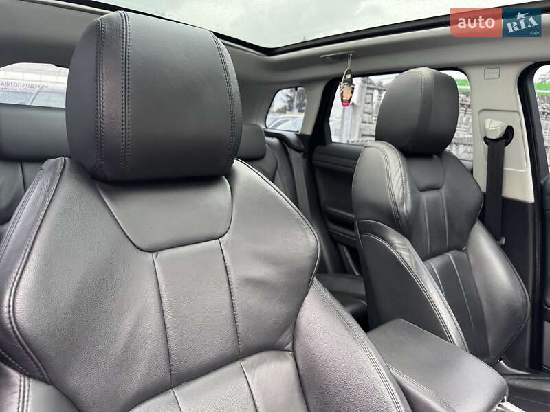 Внедорожник / Кроссовер Land Rover Range Rover Evoque 2016 в Тернополе