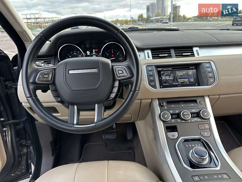Внедорожник / Кроссовер Land Rover Range Rover Evoque 2016 в Киеве фото 24 Внедорожник / Кроссовер Land Rover Range Rover Evoque 2016 в Киеве