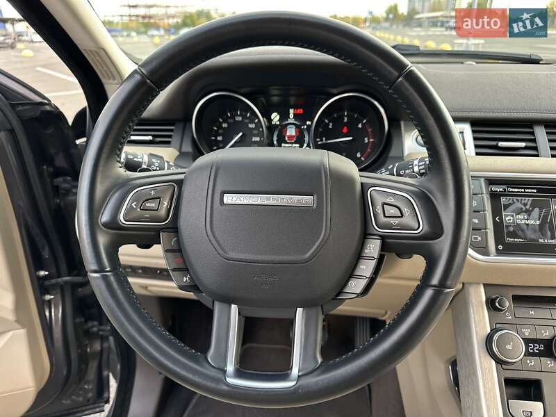 Внедорожник / Кроссовер Land Rover Range Rover Evoque 2016 в Киеве фото 26 Внедорожник / Кроссовер Land Rover Range Rover Evoque 2016 в Киеве
