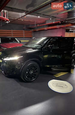Позашляховик / Кросовер Land Rover Range Rover Evoque 2024 в 