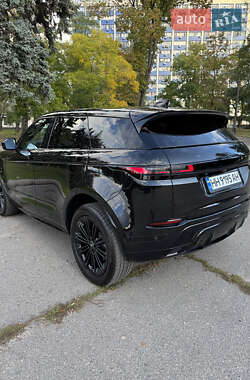 Позашляховик / Кросовер Land Rover Range Rover Evoque 2024 в 