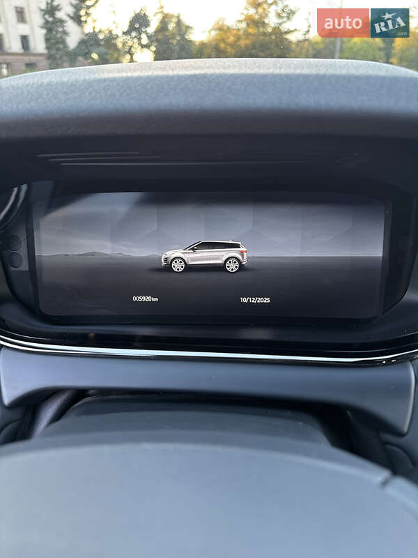 Внедорожник / Кроссовер Land Rover Range Rover Evoque 2024 в Одессе