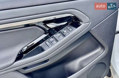 Позашляховик / Кросовер Land Rover Range Rover Evoque 2020 в  фото 31 Позашляховик / Кросовер Land Rover Range Rover Evoque 2020 в