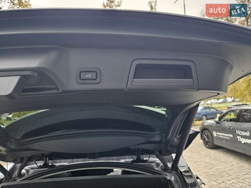 Позашляховик / Кросовер Land Rover Range Rover Evoque 2019 в Києві