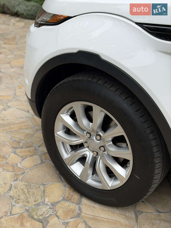 Внедорожник / Кроссовер Land Rover Range Rover Evoque 2016 в Черкассах фото 13 Внедорожник / Кроссовер Land Rover Range Rover Evoque 2016 в Черкассах