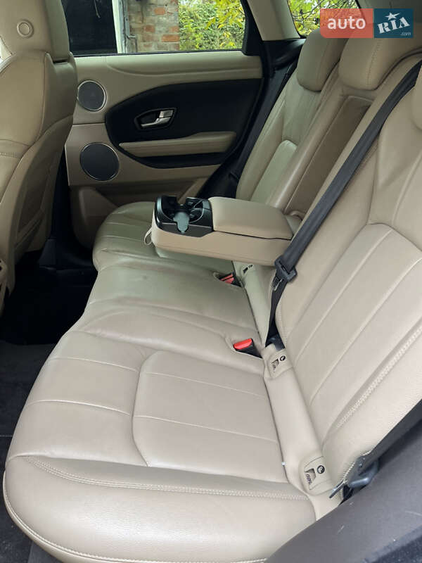 Внедорожник / Кроссовер Land Rover Range Rover Evoque 2018 в Киеве фото 15 Внедорожник / Кроссовер Land Rover Range Rover Evoque 2018 в Киеве