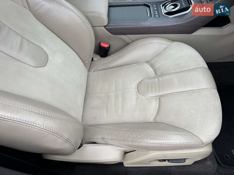 Позашляховик / Кросовер Land Rover Range Rover Evoque 2013 в Києві